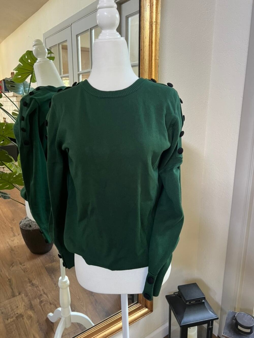 Women's Green Button up Sweater Size Medium